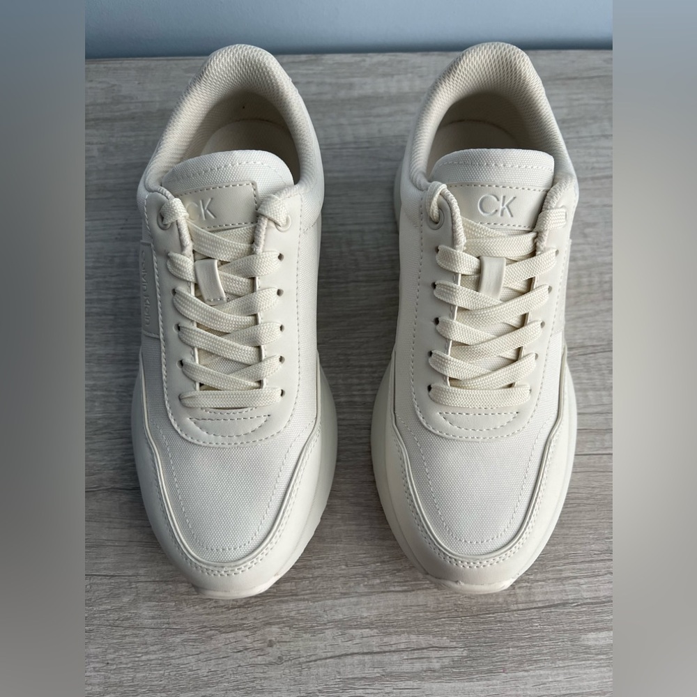 Calvin Klein Women's Pippy Lace-Up Platform Casual Sneakers Size 10 Ivory - Picture 4 of 12